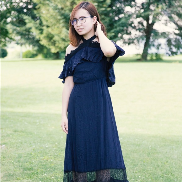 Meet your Posher - Picture 3 of 8