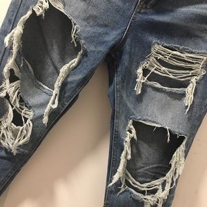 BF Jeans with cool ripped detail