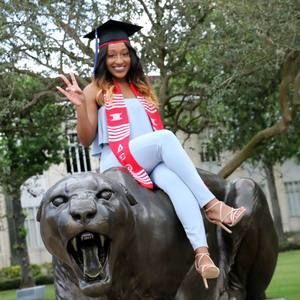 Meet your Posher, Tamia