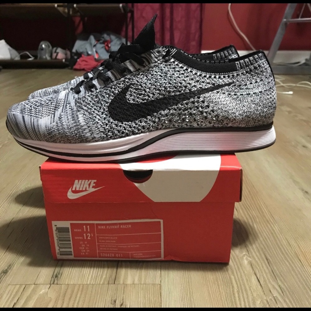 Flyknit Racers