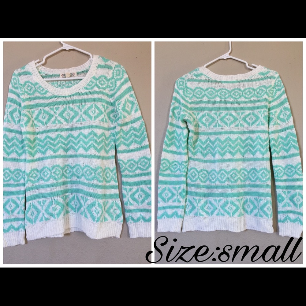 Pink rose knitted sweater