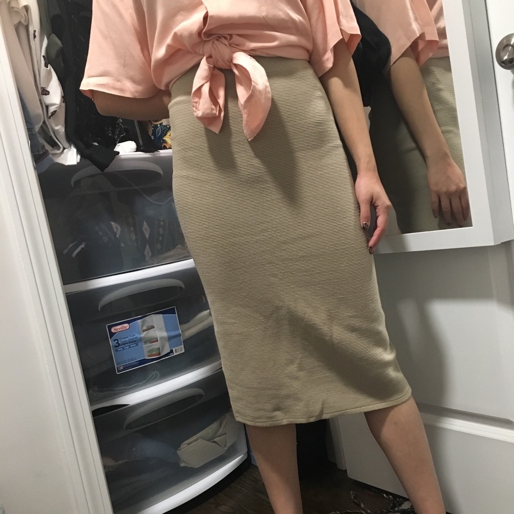 Sexy skirt from Uniqlo