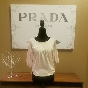 Silky, bubble sleeve top