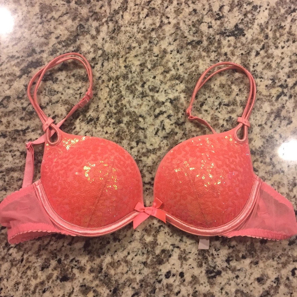 Victorias Secret Coral Sequin Bombshell Bra