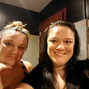 Meet your Posher, Laurie