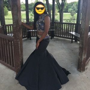 Black 2 piece Sherri hill prom dress