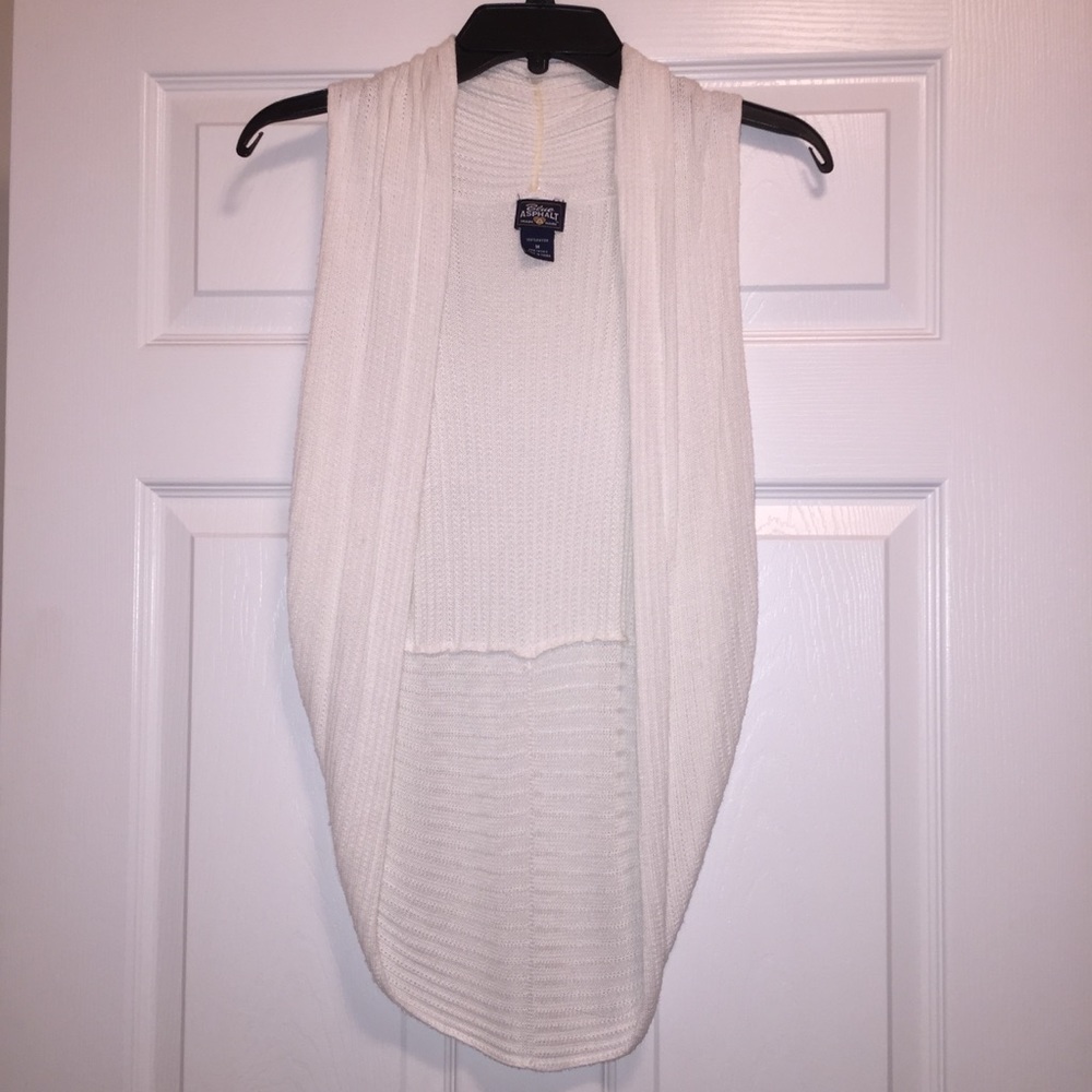 Sweater vest ❌SOLD❌