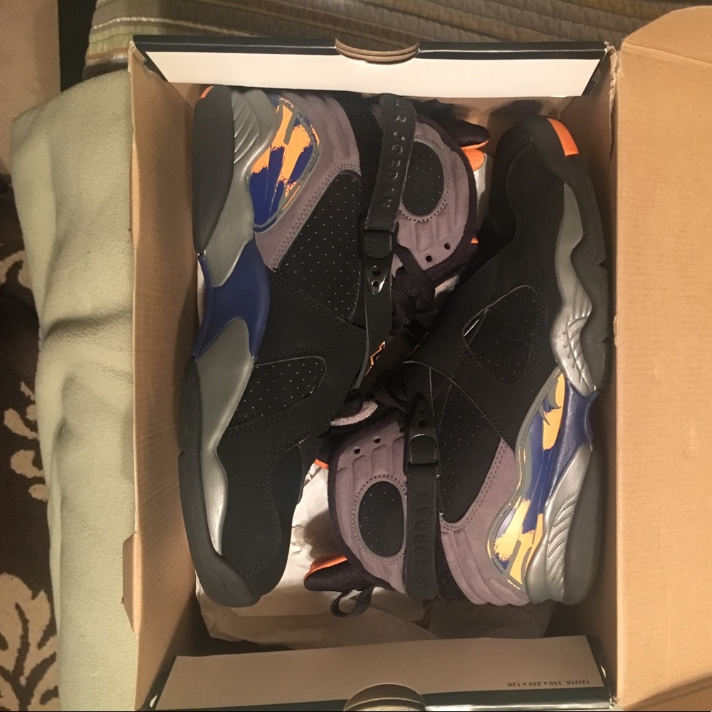 Air Jordan 8 Retro