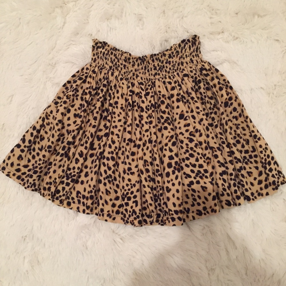 Leopard skirt