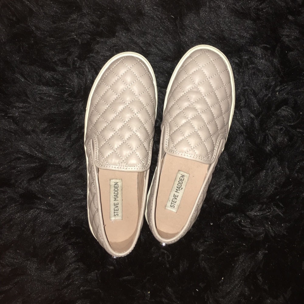 Steve Madden quilted slip ons