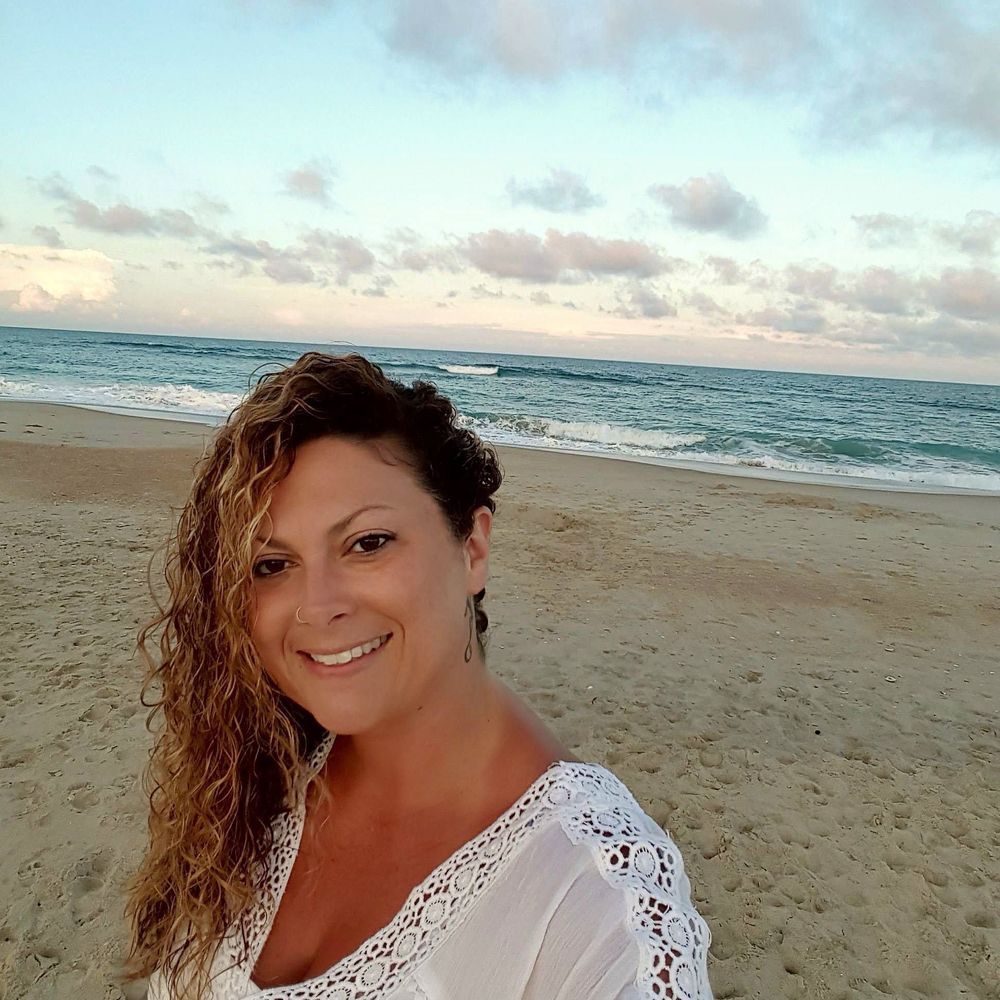 Meet your Posher, Carissa