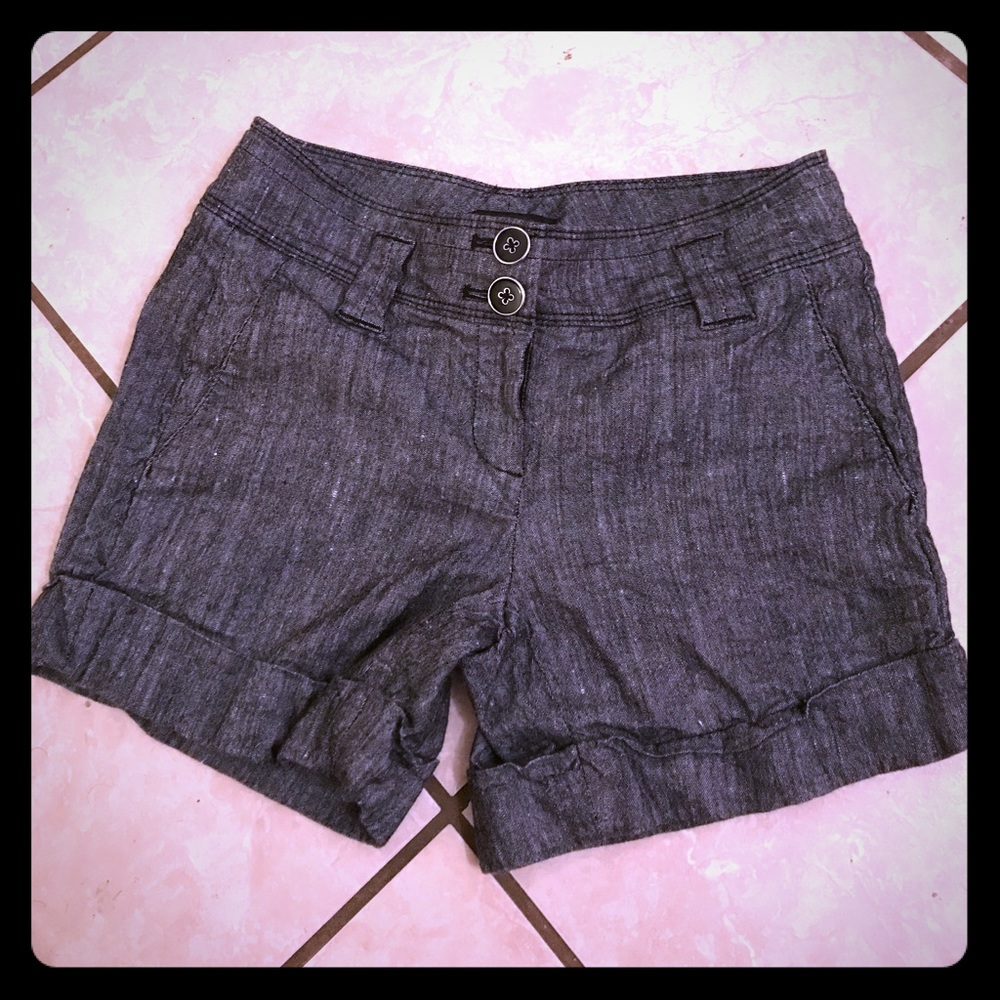 White House Black Market 00 marbled shorts