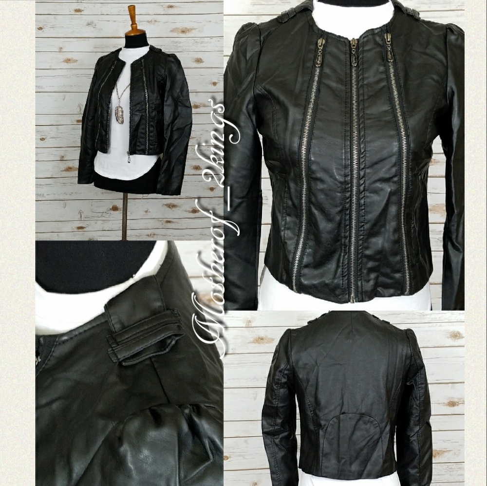 ♠️ BLACK VEGAN LEATHER MOTO JACKET - Picture 4 of 5