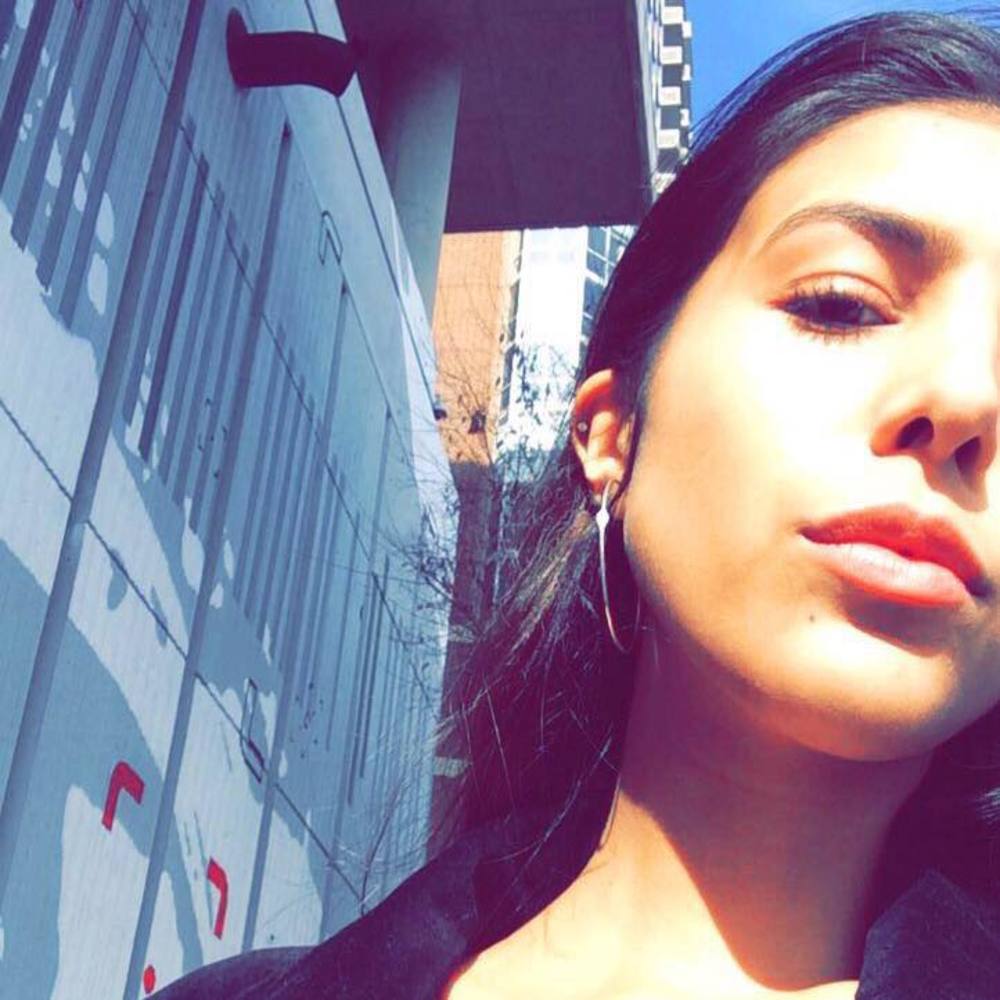 Meet your Posher, Alejandra