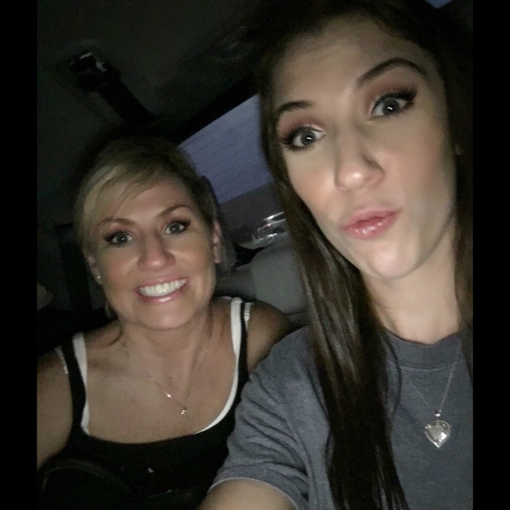 Meet your Posher, Heather