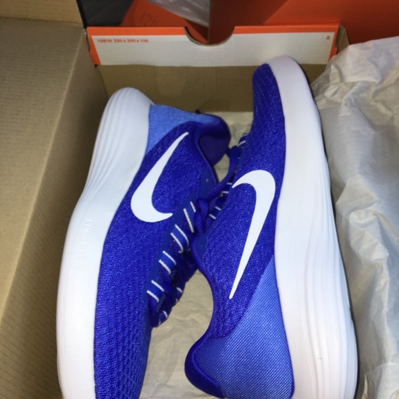 🆕Nike Lunar Converge Ladies Trainers - Picture 4 of 5