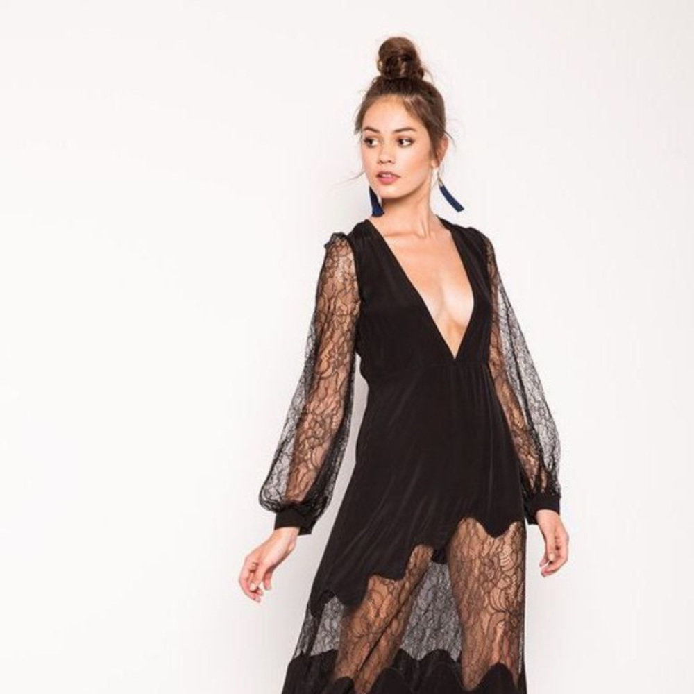 Stone Cold Fox Friar Gown BNWT size 1