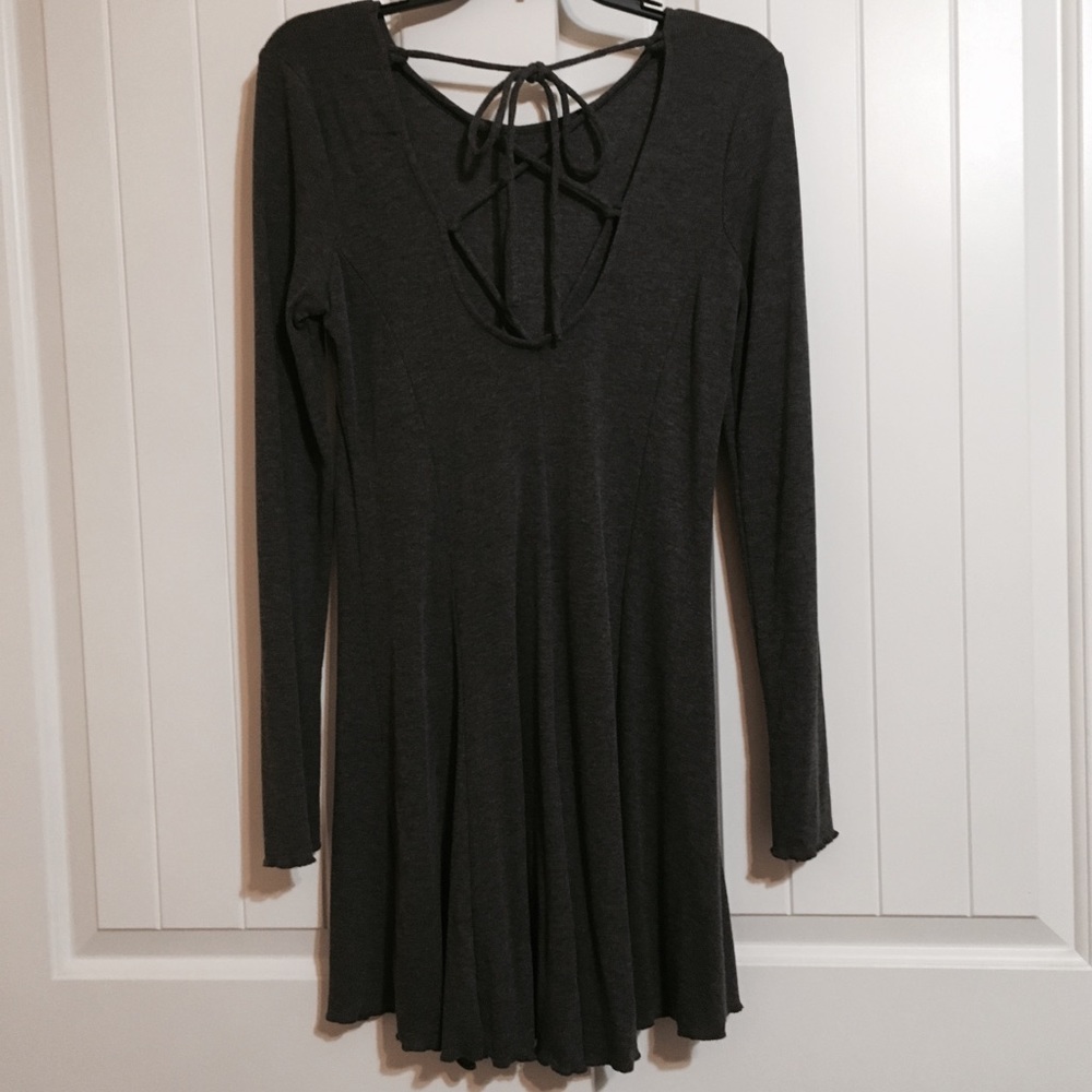 Olive&Oak LACE-UP BACK long sleeve dress