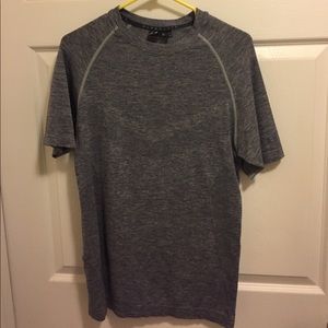 Alphalete zenith shirt