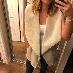 Cotton On faux fur vest