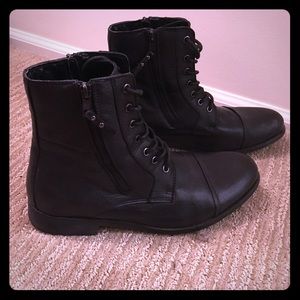 Kenneth Cole Reaction boots. Size 11 M