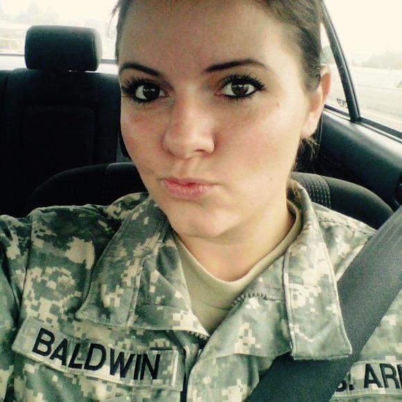 Meet your Posher! -V- - Picture 3 of 7