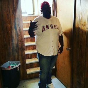 Meet your Posher, Leroy