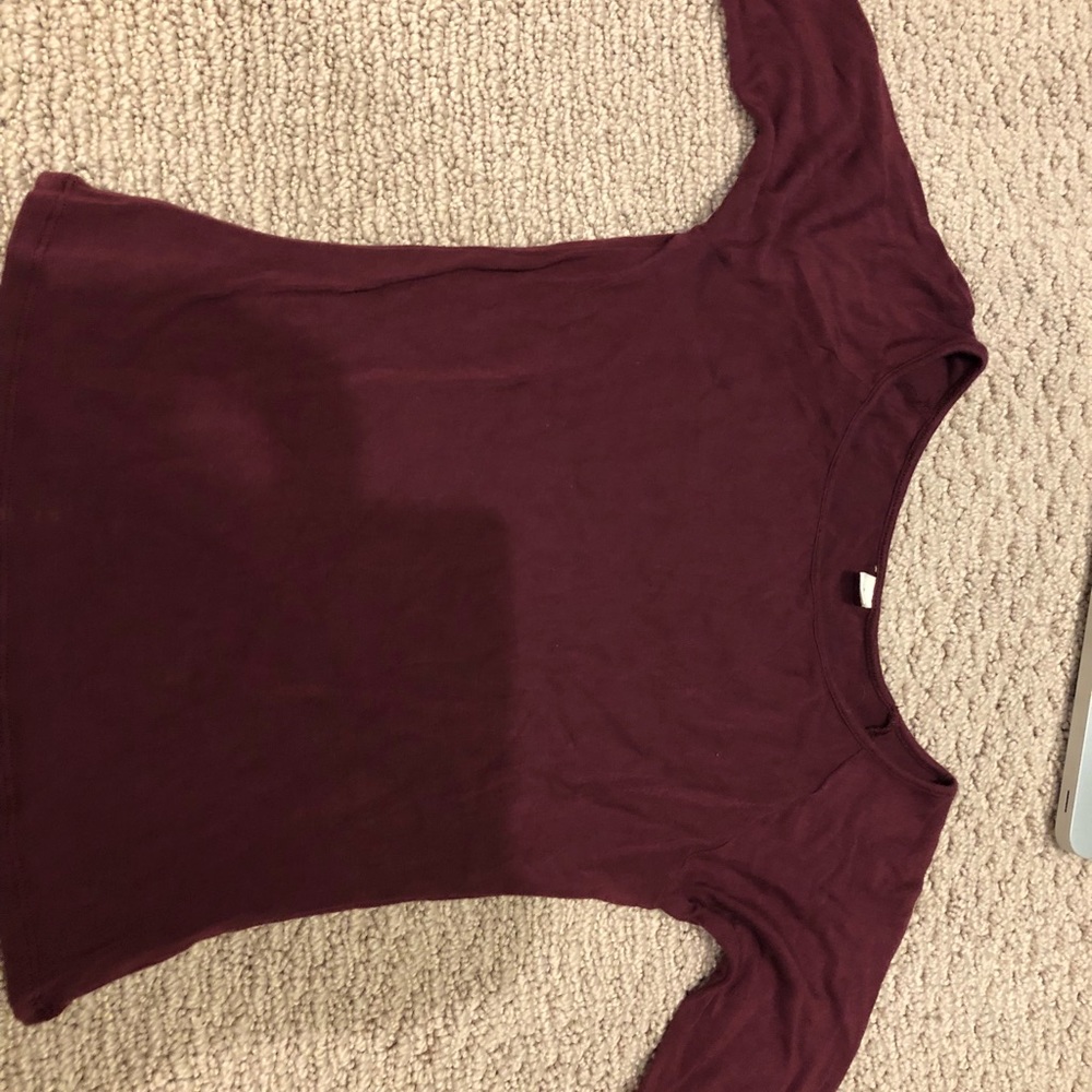 Fitted three quarter length sleeve top