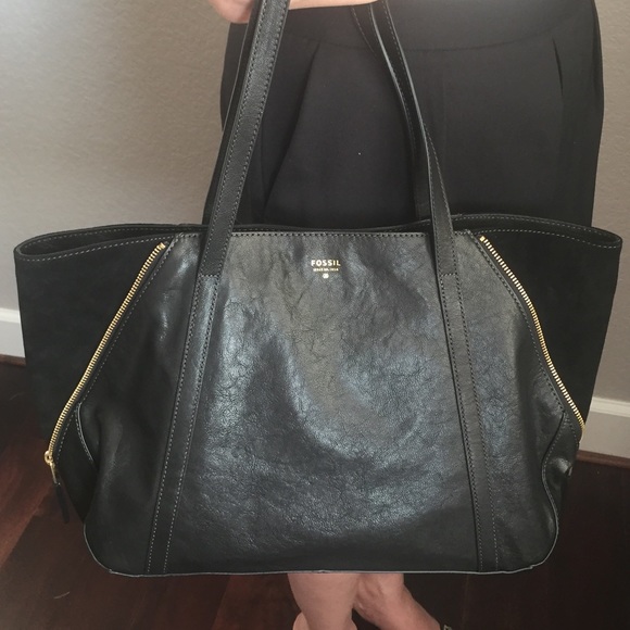 Fossil Handbags - NWT Leather Black Fossil Gwen Shopper