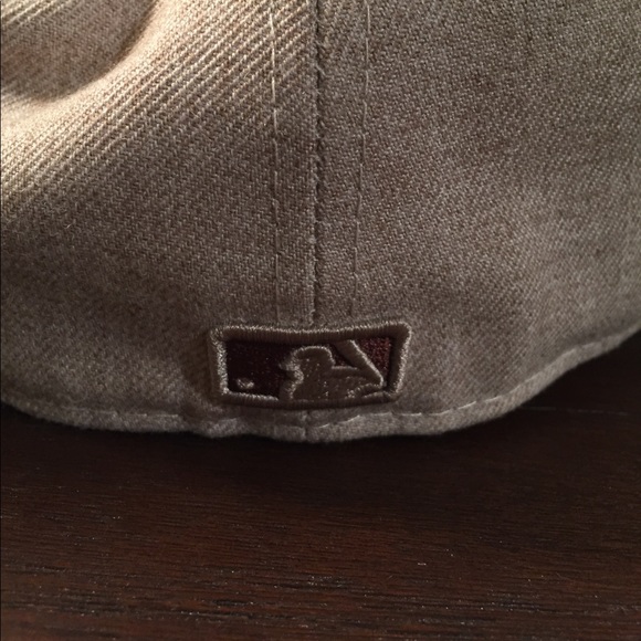Yankees Hat Army/Tan Rare Baseball Hat - Like New - Picture 3 of 4