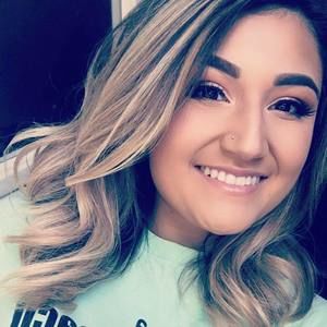 Meet your Posher, Shea