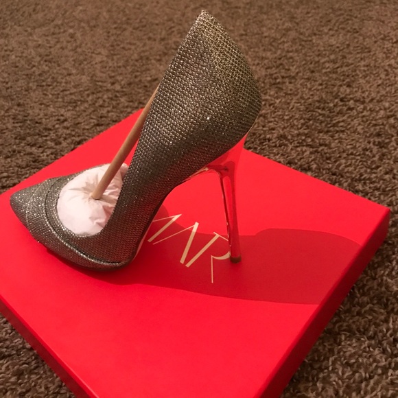 Shoes - Picture 2 of 3