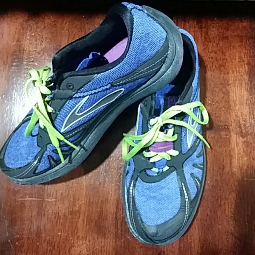 BROOKS | Puregrit running shoes