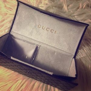 Brand new 100% authentic Gucci glasses case Brand new 100% authentic Gucci glasses case