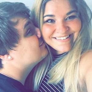 Meet your Posher, Tiffani