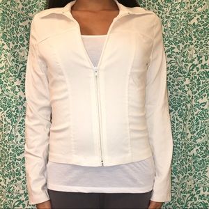 ❄️White Blazer w/ Zipper❄️