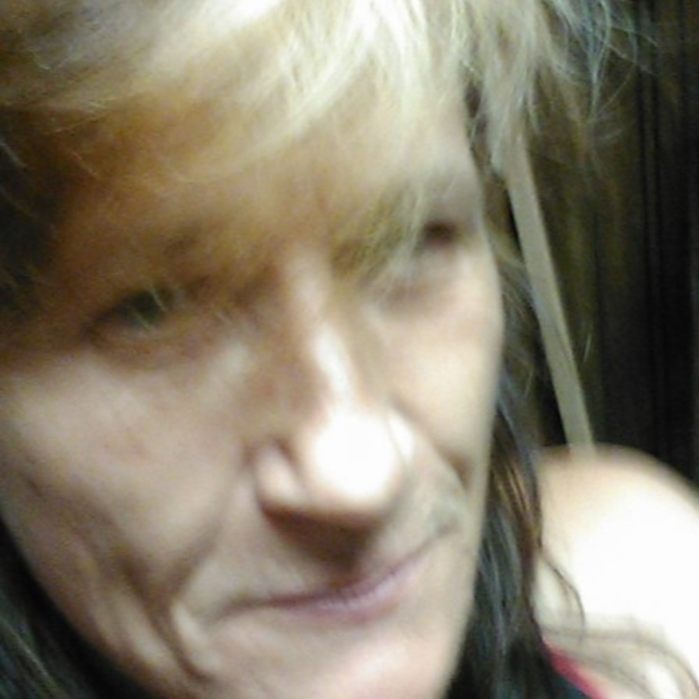 Meet your Posher, Carla