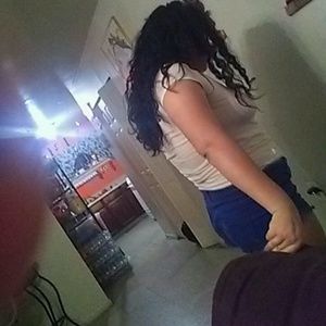 Meet your Posher, Yenny