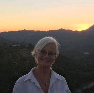 Meet your Posher, Paula