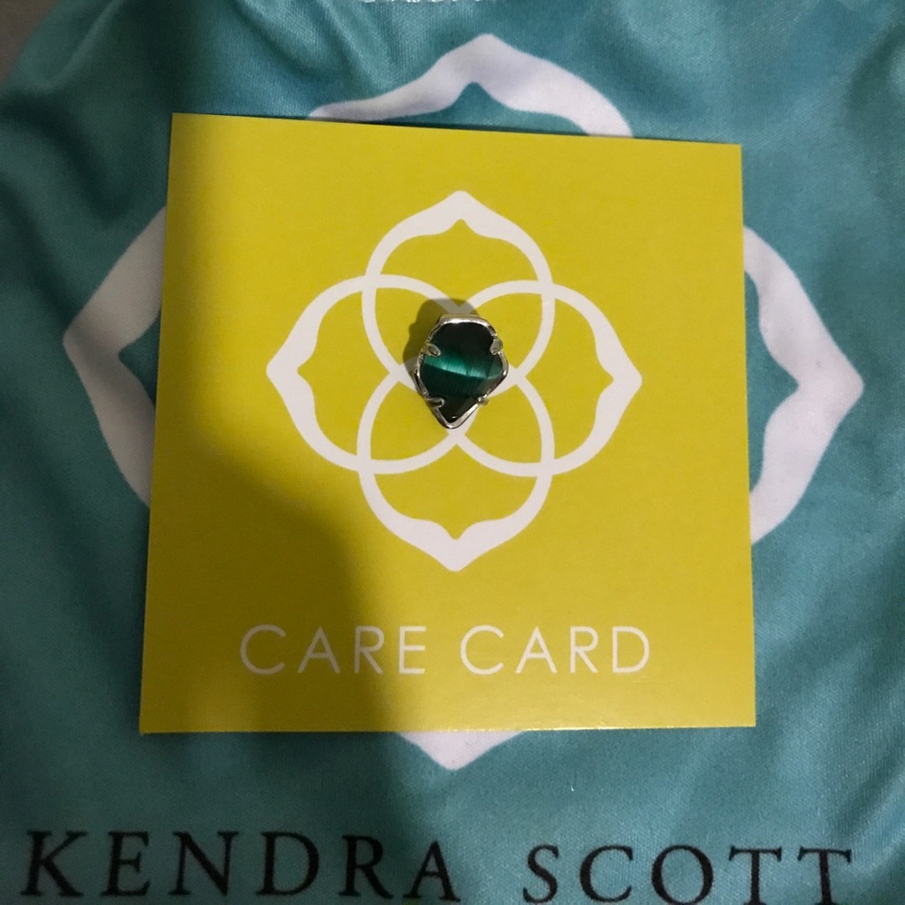 Kendra Scott silver emerald cats eye charm