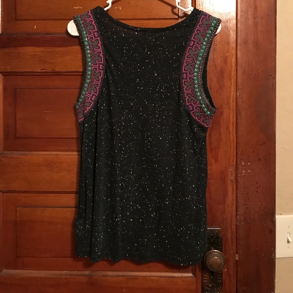 Ecoté shirt from Urban Outfitters! - Picture 2 of 4