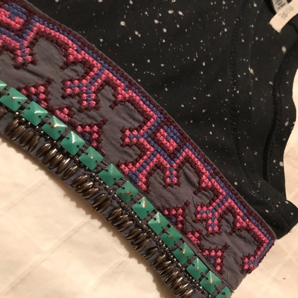 Ecoté shirt from Urban Outfitters! - Picture 4 of 4