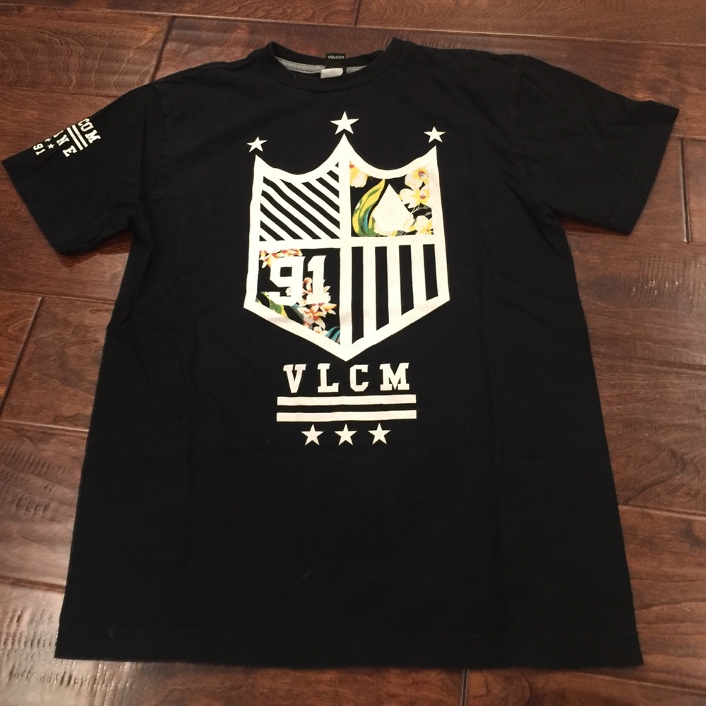 VOLCOM Stone Boys size large black tee
