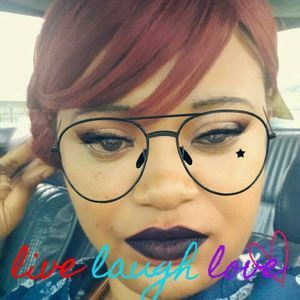 Meet your Posher, Soda nicole