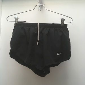 NIKE black running shorts NIKE black running shorts