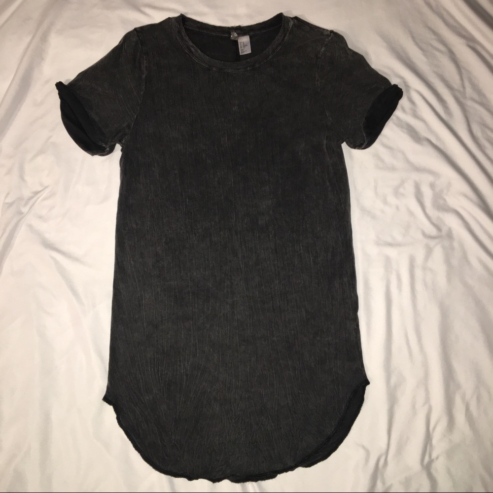 H&M long tee