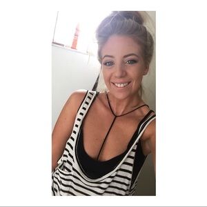 Meet your Posher, Lacey