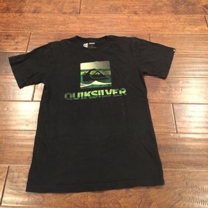Quicksilver Extra large boys tee