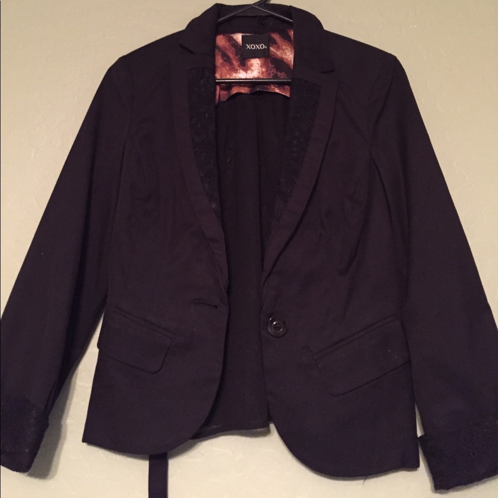 XoXo black blazer