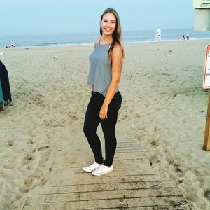 Meet your Posher, Megan